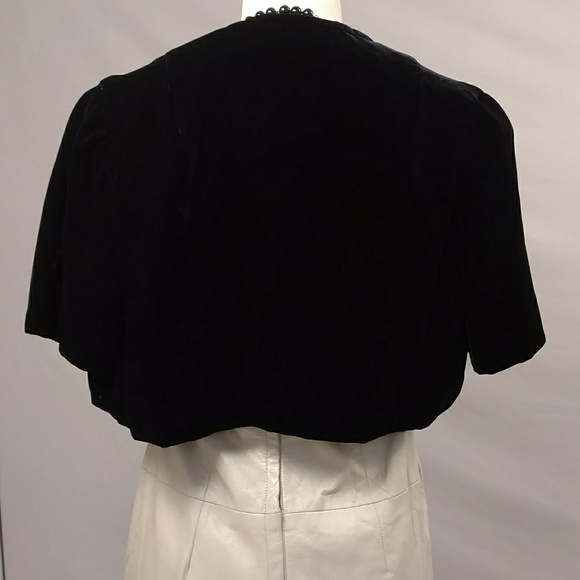 Vintage Velvet Crop Short Bolero Like Jacket 50s Fifties Black Silky Soft - Picture 3 of 8